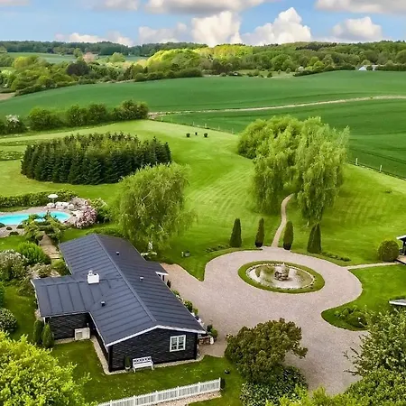 Beautiful Log House With A Pool In South Funen Vester-Skerninge